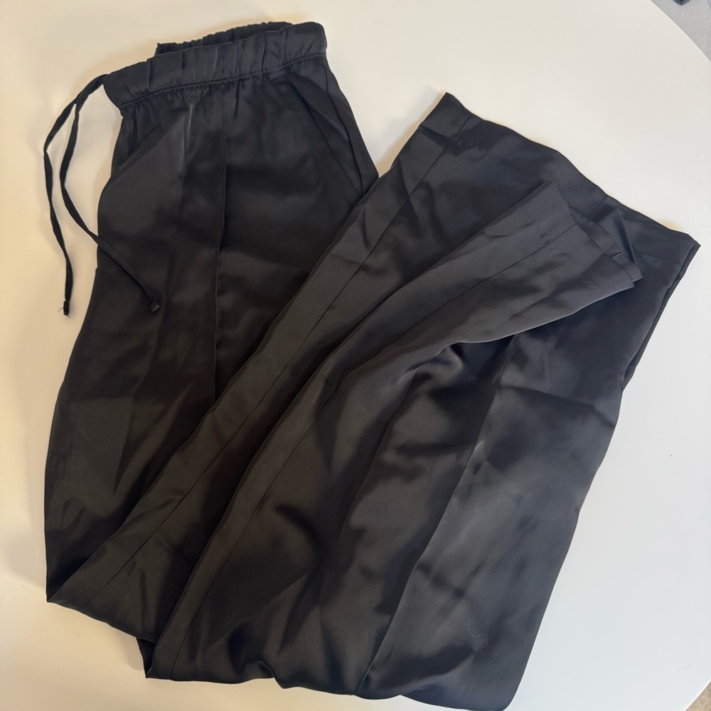 Gap satin pant brand new - Picture 2 of 3
